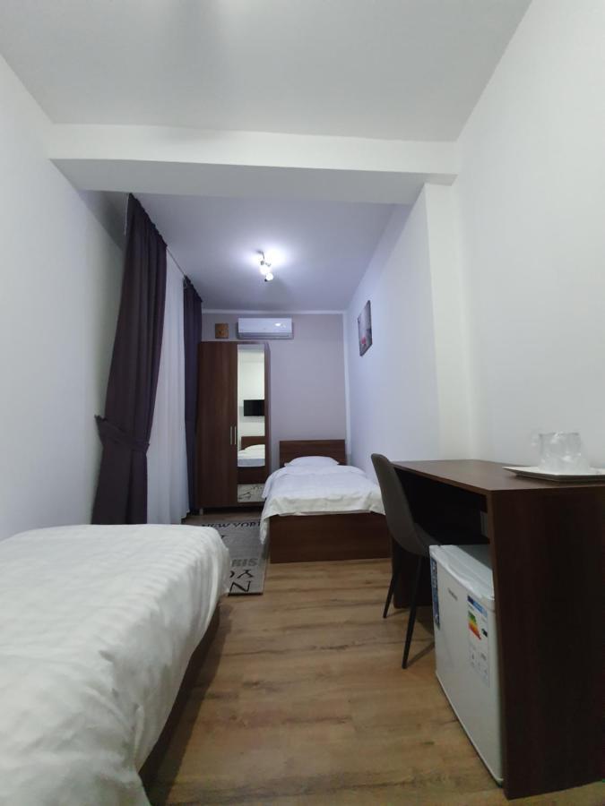 Vily Luxury Rooms Focsani Exterior photo